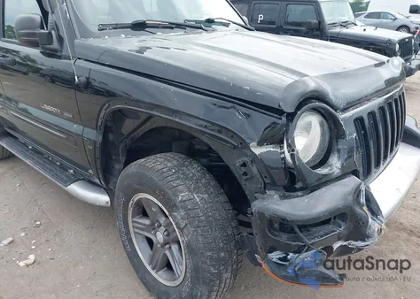 2003 Jeep Liberty Renegade из США, поврежденный, VIN 1J4GL38K33W713449